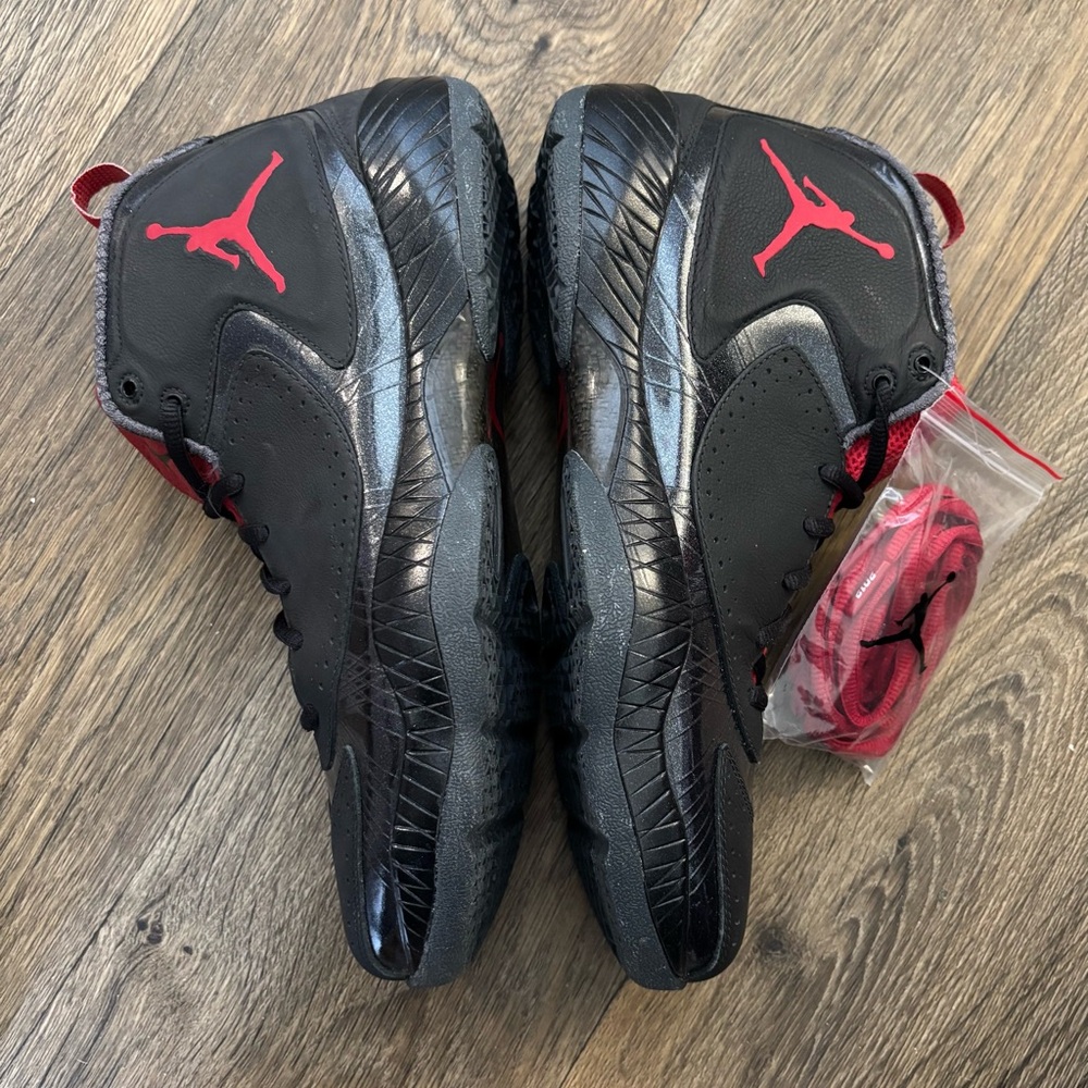 Size 10 Nike Jordans 2012 A BRED Black/Red w/Red Laces BRAND NEW RARE